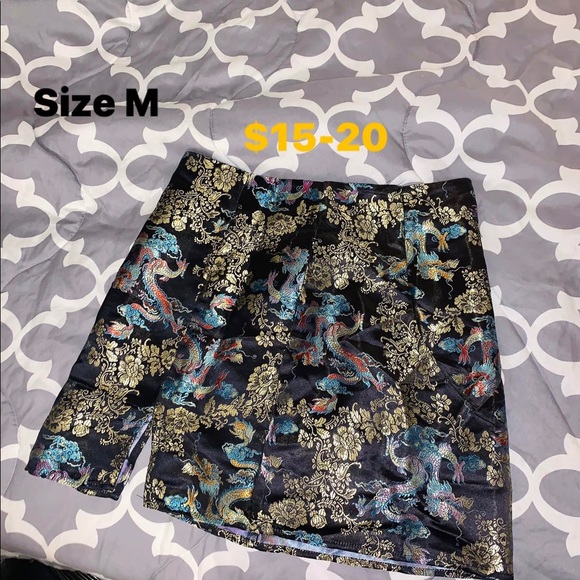 Skirt - Picture 1 of 1